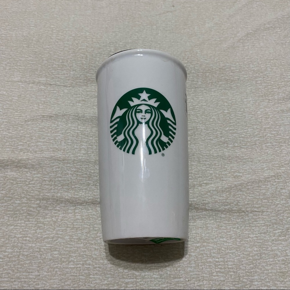 Original Starbucks to go coffee cup